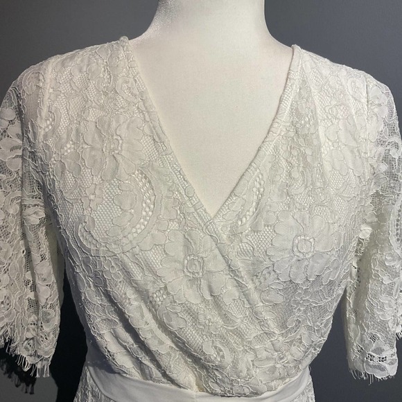 Ash & violet lace romper size large - Picture 5 of 6